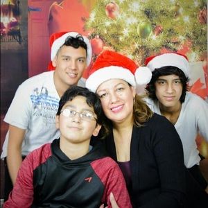 Meet your Posher, Alexis